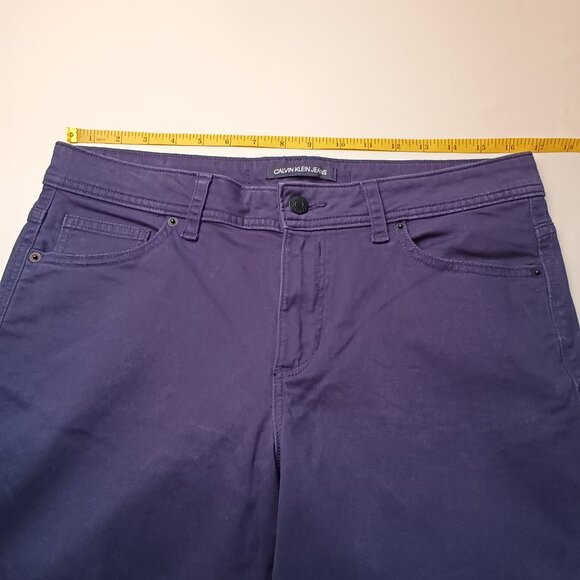 Calvin Klein Jeans Size 12 Mid Rise Tapered Leg Navy Blue Color - Picture 6 of 9
